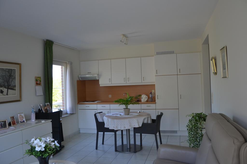 Lindehof Serviced Flats Zoersel Pokoj fotografie